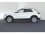 Volkswagen T-Roc 1.5 TSI 150pk DSG Life Edition Trekhaak Keyless Camera Stoelverwarming Navigatie