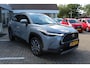 Toyota Corolla Cross 2.0 HYBRID 200 STYLE NIEUW&DIRECT LEVERBAAR! STOELVERW. EL-ACHTERKLEP NAVI PARK-SENSOREN BLISS LED 18"LMV PRIVACY-GLASS NL-AUTO