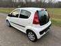 Peugeot 107 1.0-12V Urban Move