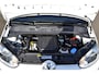 Volkswagen Up! 1.0 cross up! Automaat, Navi, Airco, 5 Drs, 38.000 km Nieuwstaat !