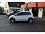 Volkswagen Up! 1.0 cross up! Automaat, Navi, Airco, 5 Drs, 38.000 km Nieuwstaat ! .
