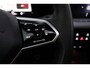 Volkswagen Golf 1.5 TSI Dsg R-LINE Business+ PANO | HARMAN KARDON | IQ LIGHTS | CAMERA | STUUR+STOELVERW | LMV 18'' | KEYLESS | DAB | BLINDSPOT