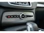 Volvo XC90 T8 Recharge AWD Ultimate Dark | Verwarmbare voorstoelen | Verwarmbaar stuurwiel | Verwarmbare achterbank | Premium audio by Harman Kardon | Panoramadak | Luchtvering| Rondomzicht Camera| 20 inch Lichtmetalen velgen |  Semi elektrische trekhaak | Alarmklasse 3