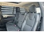 Volvo XC90 T8 Recharge AWD Ultimate Dark | Verwarmbare voorstoelen | Verwarmbaar stuurwiel | Verwarmbare achterbank | Premium audio by Harman Kardon | Panoramadak | Luchtvering| Rondomzicht Camera| 20 inch Lichtmetalen velgen |  Semi elektrische trekhaak | Alarmklasse 3