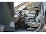 Volvo XC90 T8 Recharge AWD Ultimate Dark | Verwarmbare voorstoelen | Verwarmbaar stuurwiel | Verwarmbare achterbank | Premium audio by Harman Kardon | Panoramadak | Luchtvering| Rondomzicht Camera| 20 inch Lichtmetalen velgen |  Semi elektrische trekhaak | Alarmklasse 3