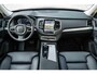 Volvo XC90 T8 Recharge AWD Ultimate Dark | Verwarmbare voorstoelen | Verwarmbaar stuurwiel | Verwarmbare achterbank | Premium audio by Harman Kardon | Panoramadak | Luchtvering| Rondomzicht Camera| 20 inch Lichtmetalen velgen |  Semi elektrische trekhaak | Alarmklasse 3
