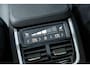 Volvo XC90 T8 Recharge AWD Ultimate Dark | Verwarmbare voorstoelen | Verwarmbaar stuurwiel | Verwarmbare achterbank | Premium audio by Harman Kardon | Panoramadak | Luchtvering| Rondomzicht Camera| 20 inch Lichtmetalen velgen |  Semi elektrische trekhaak | Alarmklasse 3