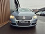 Volkswagen Passat Variant 3.2 V6 Highline Business 4M | Dakje | Xenon | Navi | Cruise
