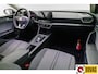 SEAT Leon Sportstourer 1.0 eTSI Style 111 PK Automaat | Stoel- en Stuurverwaming | Navigatie | Achteruitrijcamera | Parkeersensoren V+A, App. connect, All season banden