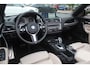 BMW 2-Serie Cabrio M240i xDrive High Exe. M Sport / Camera / Leder / Harman Kardon / 18'' / Keyless / Navigatie / Stuurverwarming / DAB / Windscherm / Stoelverwarming / Cruise Control
