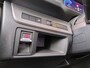 Peugeot e-Expert L2 75 kWh AUTOMAAT | LED koplampen | Climate control | Keyless entry | Dode hoek detectie | Achteruitrijcamera | Parkeersensoren voor en achter | Multimedia | Carplay | NAVI | Digital cockpit | Licht- en regensensor | Mistlampen | Bestuurdersstoel comfort | Bank voorpassagiers | Houten vloer | Doorlaadluik | Laadkabel | N403625