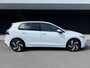 Volkswagen Golf 1.0 TSI Life // LED koplampen // trekhaak //