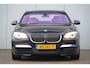 BMW 7-Serie 740d xDrive / M-Pakket / 132dkm NAP / Sportstoelen / Softclose / Leder / NL-Auto / Navigatie