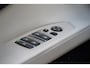 BMW 7-Serie 740d xDrive / M-Pakket / 132dkm NAP / Sportstoelen / Softclose / Leder / NL-Auto / Navigatie