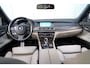 BMW 7-Serie 740d xDrive / M-Pakket / 132dkm NAP / Sportstoelen / Softclose / Leder / NL-Auto / Navigatie