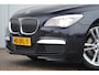 BMW 7-Serie 740d xDrive / M-Pakket / 132dkm NAP / Sportstoelen / Softclose / Leder / NL-Auto / Navigatie