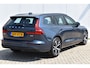 Volvo V60 B3 Essential Edition | BLIS | Climate Pack | Trekhaak |