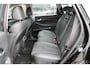 Hyundai Santa Fe 1.6 T-GDI PHEV Comfort Smart 7p. | Eleketrisch bedienbare stoelen | Lederen bekleding | Navigatie | Parkeersensoren | Achteruitrijcamera | Stoelverwarming | | Achterbank in delen neerklapbaar | Achterbank verstelbaar | Achteruitrijcamera