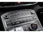 Hyundai Santa Fe 1.6 T-GDI PHEV Comfort Smart 7p. | Eleketrisch bedienbare stoelen | Lederen bekleding | Navigatie | Parkeersensoren | Achteruitrijcamera | Stoelverwarming | | Achterbank in delen neerklapbaar | Achterbank verstelbaar | Achteruitrijcamera