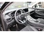 Hyundai Santa Fe 1.6 T-GDI PHEV Comfort Smart 7p. | Eleketrisch bedienbare stoelen | Lederen bekleding | Navigatie | Parkeersensoren | Achteruitrijcamera | Stoelverwarming | | Achterbank in delen neerklapbaar | Achterbank verstelbaar | Achteruitrijcamera