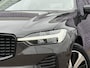Volvo XC60 2.0 T6 Plug-in hybrid AWD Plus Dark | Adaptive cruise control | 360° camera | Trekhaak | Stoel- en stuurverwarming | Dode hoek detectie BLIS |