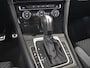 Volkswagen Golf Variant 1.5 TSI 150PK 7-DSG Highline Business R-Line | Adaptief cruise control | Navigatie | App connect | Led koplampen | Privacy glass | Parkeersensoren v+a | 17"LMV }