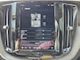 Volvo XC60 2.0 T6 Plug-in hybrid AWD Plus Dark | Trekhaak | 360 graden camera | Panoramadak | Lederen bekleding |