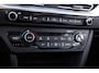 Kia e-Niro DynamicLine 64 kWh | SOH 100% | NAVI | Half LEDER | CARPLAY | STOELVERWARMING