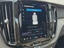 Volvo XC60 2.0 T6 Plug-in hybrid AWD Ultra Black Edition | Luchtvering | Bowers & Wilkins Audio | Massagefunctie voorstoelen | 360 graden camera |