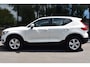 Volvo XC40 T2 129pk Aut. Momentum Core | Navigation Tech | Airco | LM velge