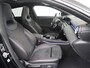Mercedes-Benz CLA Shooting Brake 200 AMG // Panoramadak // Sfeerverlichting // Privacy Glas // 19" Velgen // Carplay // Augmented Reality