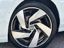 Volkswagen Golf 1.5 TSI | Stoelmassage | Camera | Memory | Trekhaal | CarPlay