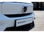 Volvo XC40 Recharge Core 70 kWh | Stoel- & Stuurwielverwarming | Apple Carplay / Android Auto | Warmtepomp | Park Assist & Camera achter | Google Services