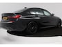 BMW 3-Serie 320i High Executive Edition (PARKEERSENSOREN, STOELVERWARMING, LEER, NAVIGATIE, NL-AUTO)