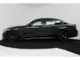 BMW 3-Serie 320i High Executive Edition (PARKEERSENSOREN, STOELVERWARMING, LEER, NAVIGATIE, NL-AUTO)