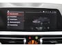 BMW 3-Serie 320i High Executive Edition (PARKEERSENSOREN, STOELVERWARMING, LEER, NAVIGATIE, NL-AUTO)