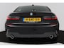 BMW 3-Serie 320i High Executive Edition (PARKEERSENSOREN, STOELVERWARMING, LEER, NAVIGATIE, NL-AUTO)
