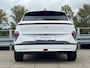 Hyundai Kona Electric Premium 65.4 kWh Volledig Elektrische Automaat met Navigatie, Lederen bekleding en Stoelverwarming Uit voorraad leverbaar!