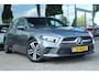 Mercedes-Benz A-klasse 180 PREMIUM AUT. | BURMESTER | LEDER | WIDESCREEN | TREKHAAK | LED | AMBIENT | MEMORY | KEY-LESS |