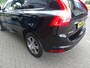 Volvo XC60 momentum half leer