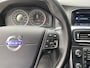 Volvo V60 1.6 T4 Kinetic / Automaat / NL-Auto / 179 Pk /  Cruise-Control / Radio-Bluetooth / Navi / Airco / Armsteun V+A / Elektr.-Pakket / PDC-Achter / 16'' LMV / ENZ.