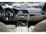 BMW X5 xDrive30d High Exe. 7p. M Sport / Trekhaak / Panoramadak / Camera / Head-up / Softclose / 20'' / Harman Kardon / Luchtvering / Laser LED / Keyless / Leder / Apple CarPlay / Stuurverwarming / DAB / ACC / Zonnescherm zijruite