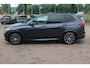 BMW X5 xDrive30d High Exe. 7p. M Sport / Trekhaak / Panoramadak / Camera / Head-up / Softclose / 20'' / Harman Kardon / Luchtvering / Laser LED / Keyless / Leder / Apple CarPlay / Stuurverwarming / DAB / ACC / Zonnescherm zijruite