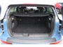 MINI Clubman 1.5 Cooper Chili Business Plus | 1 jaar BOVAG-garantie | Camera | Parkeersensoren | Trekhaak (afneembaar) | All-Season Banden | Harman Kardon