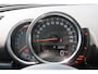 MINI Clubman 1.5 Cooper Chili Business Plus | 1 jaar BOVAG-garantie | Camera | Parkeersensoren | Trekhaak (afneembaar) | All-Season Banden | Harman Kardon