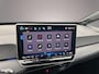 Volkswagen ID.3 Pro Business 204pk Automaat Adaptive cruise control, Stuurwiel verwarmd, Achteruitrijcamera, Navigatie, LED matrix koplampen, Stoelverwarming, Parkeersensoren
