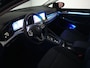 Volkswagen Golf 1.0 eTSI Life Virtual cockpit / Adaptive cruise / Navi /Parkeersensoren / Sfeerverlichting