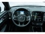 Volvo XC40 T2 Momentum Aut. | Park Assist V+A | Parkeercamera | 19" Lichtmetalen Velgen | Navigatie | Apple CarPlay & Android Auto |