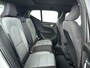 Volvo XC40 T2 Aut. Business Pro | Panoramadak | Stoel- en stuurverwarming | Parkeercamera | Trekhaak