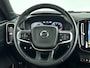 Volvo XC40 T2 Aut. Business Pro | Panoramadak | Stoel- en stuurverwarming | Parkeercamera | Trekhaak